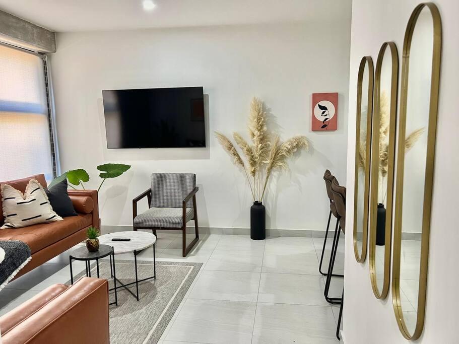 Apartamento Depa Boho Al Sur Pet Friendly Piscina Gym Sala De Cine Guadalajara Exterior foto